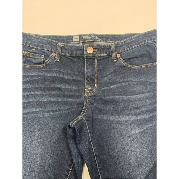 Mossimo modern skinny jean size 8 short  - Picture 3 of 5